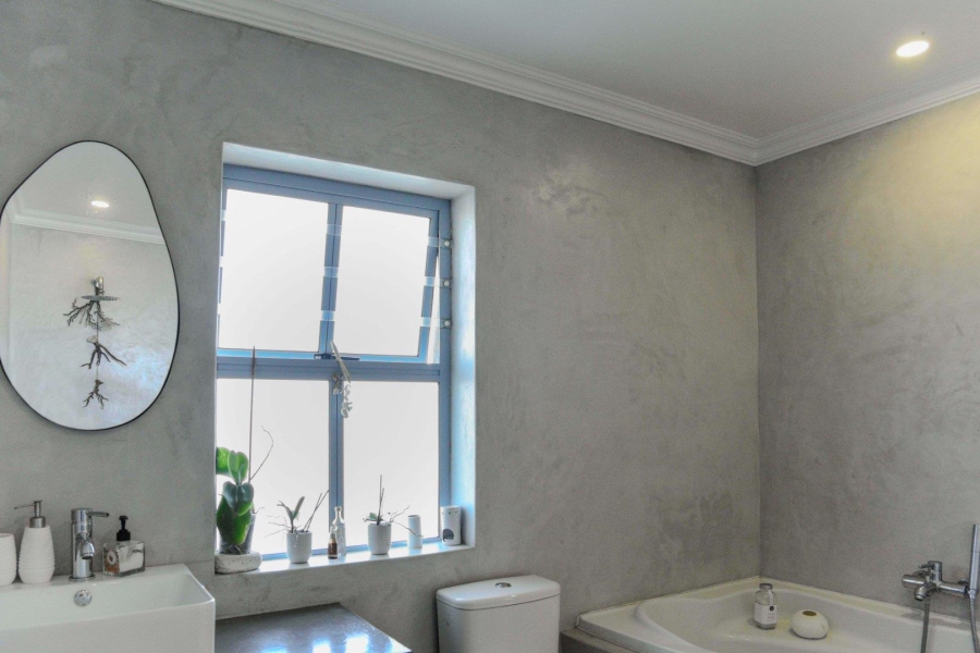 To Let 3 Bedroom Property for Rent in Big Bay Western Cape